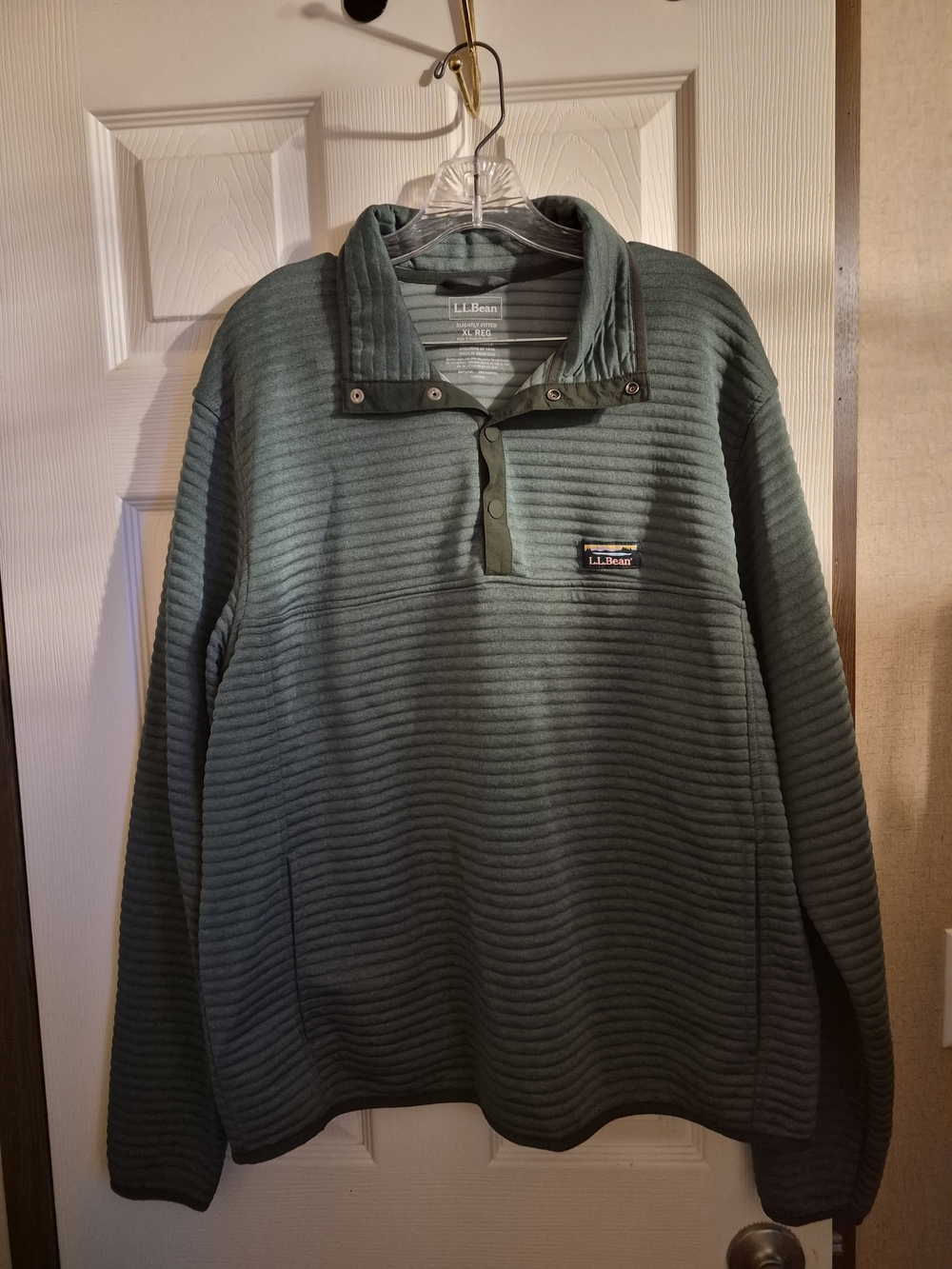 L.L. Bean Men's Ribbed Quilted Zip-Up Pullover in Sage Green